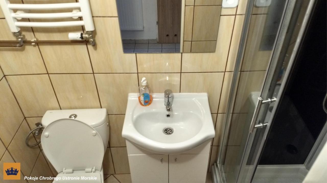 Pokoje Chrobrego Pokoje Goscinne W Centrum Blisko Morza Ustronie Morskie Kültér fotó